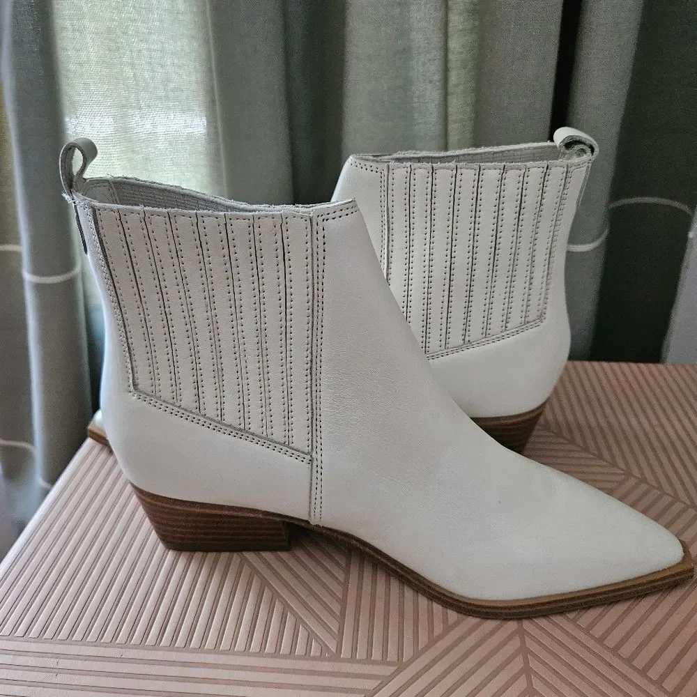 Marc Fisher Booties Ivory Tan Heel Business Casual Bridal Neutral Pointed Toe